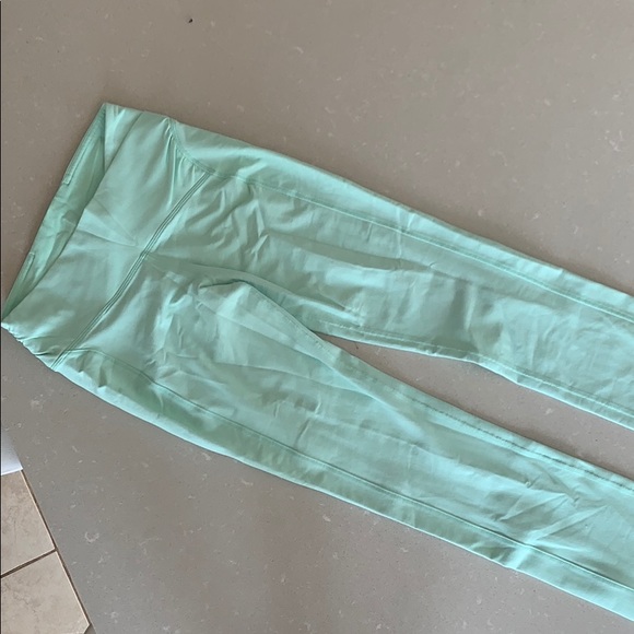 Lululemon Athletica Mint Green Leggings - Picture 3 of 8